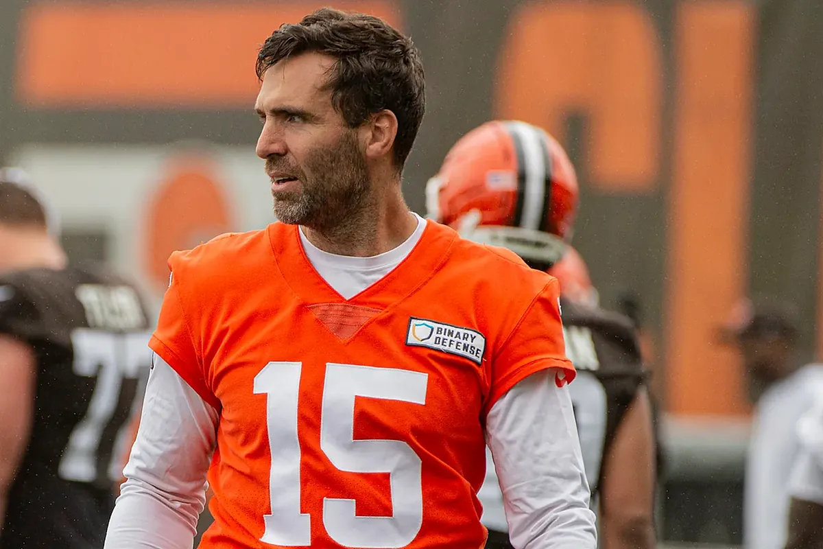 Hall of Fame inductee delivers worst news to Joe Flacco but could help Cleveland Browns