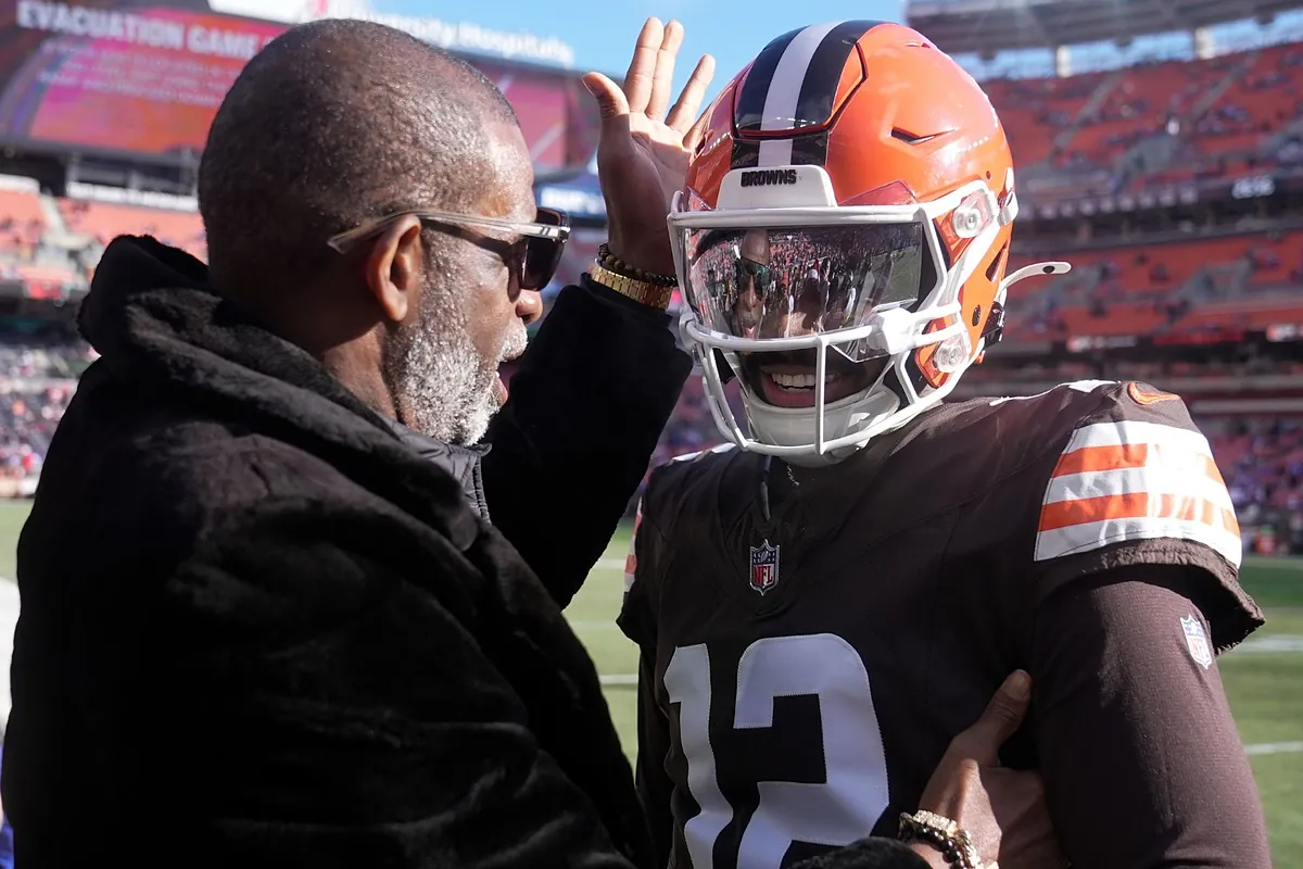 Shedeur Sanders receives news about the Cleveland Browns’ search for a new head coach